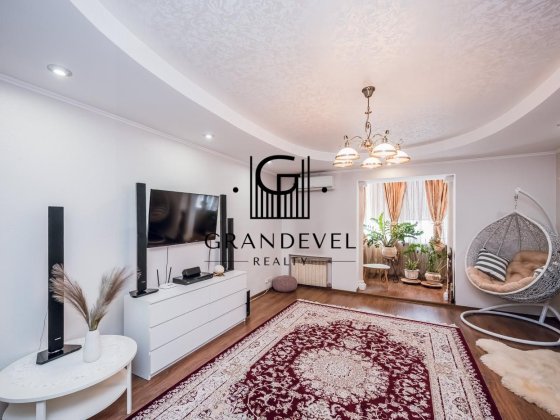 Продається 2к квартира, вул. Сосновий, Обухів, Видубичі Обухов