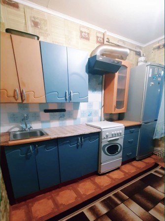 Продам 2-к. квартиру в центре с автономным отоплением - фото 1