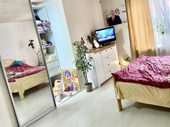 Продам квартиру двокімнатну м-н Сосновий 1 Обухов