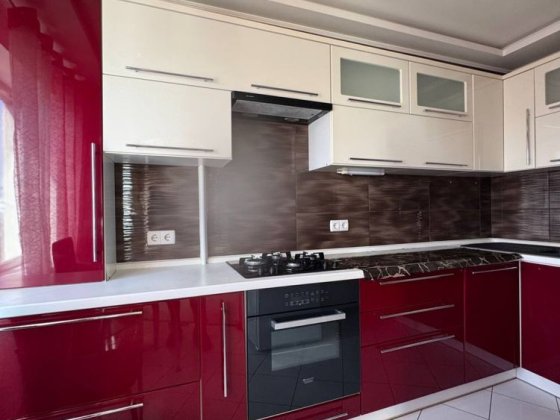 Продам 2х комнатную квартру Самар