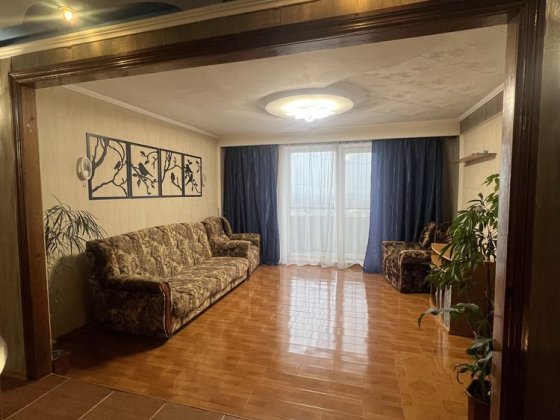 Продам 4 кімнатну квартиру Самар