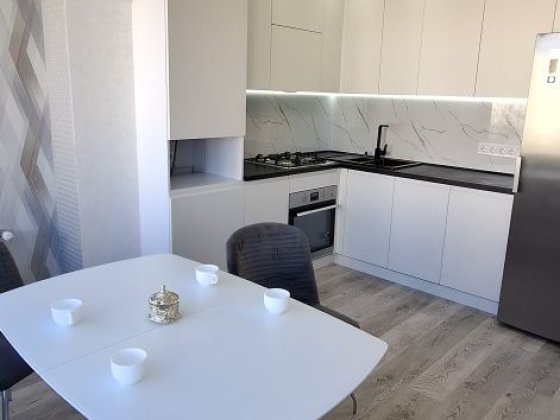 БЕЗ %  3 х кімнатна квартира Харків ( Пісочин) від власника. Песочин