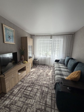 Продам 1к кв  на Площади ремонт мебель техника - фото 1