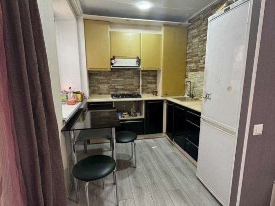 Продам 2х кімнатну квартиру.Автономне опалення Самар