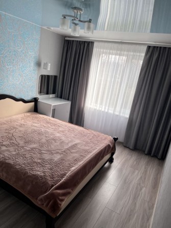 Продам 2-к квартиру - фото 1