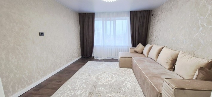 ПРОДАМ 2-кімнатну квартиру в м. Самар, район міської стоматології - фото 1