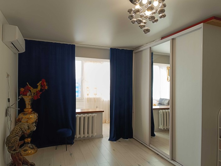 Продається 2-кімн. квартира р-н ДОС ремонт, меблі, техніка - фото 1