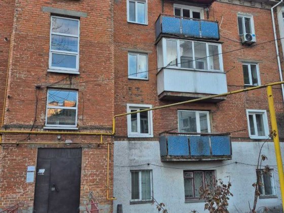 продаж квартири. центр міста. чудовий варіант для житла або бізнесу Умань