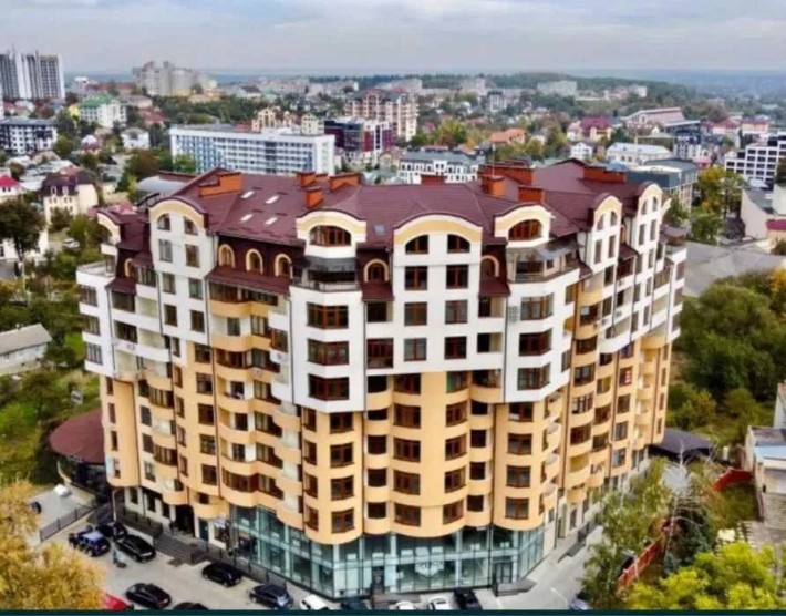 Центр Трускавця | 2-кім.кв. 90,8 м² | 500 м до бювету - фото 1