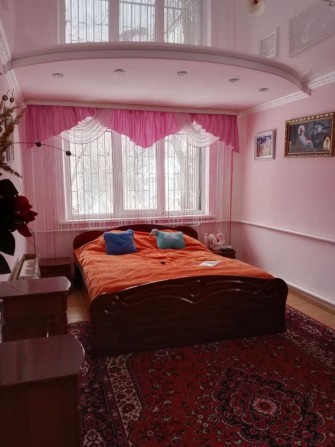 Продам квартиру центр Фастів - фото 1