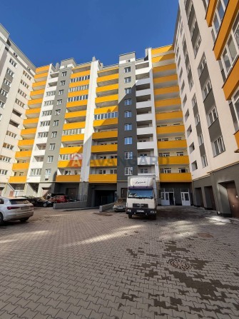 Продаж 1 кімнатної квартири в зданій новобудові. Виставка - фото 1