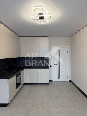 Продаж 2к квартири Озерна - фото 1