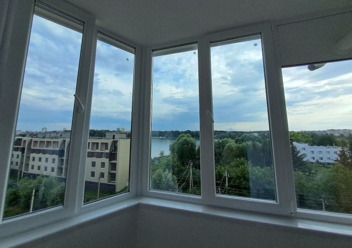 Простора 2к, сонячна сторона чудовий краєвид.Усе залишається! 42756 - фото 1