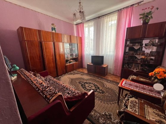 Продам 2 кімнатну квартиру Шептицкий