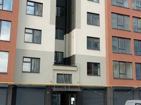 Продаж 3к квартири Озерна Хмельницкий