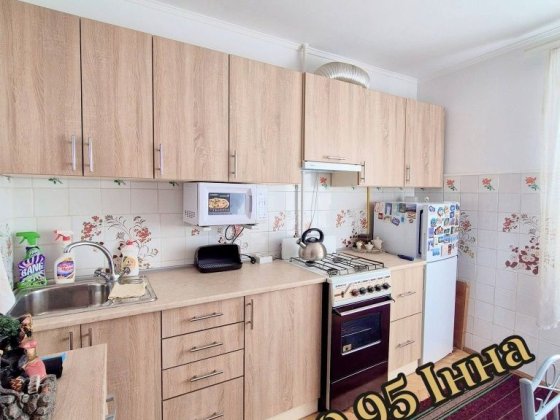 Продам 2во кімнатну  чудового планування Шептицкий