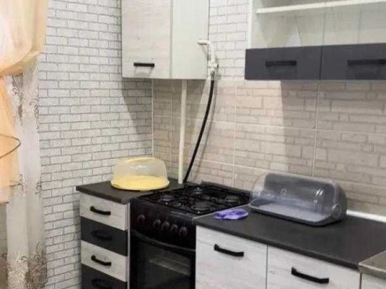 Продам 2 комнатную квартиру Чугуїв