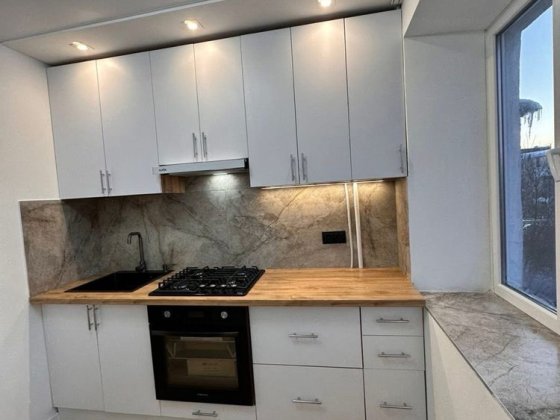 Двокімнатна квартира з ремонтом !!! Шептицький