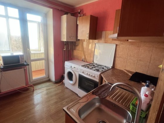 Продам велику трикімнатну квартиру Шепетовка