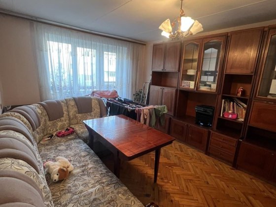 Продаж 4х кімнатної квартири в районі 8-9 школи Шептицький