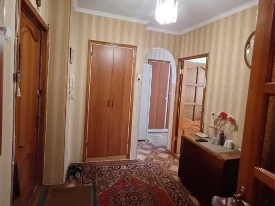 Продам 2 к квартира Чугуев центр Чугуев