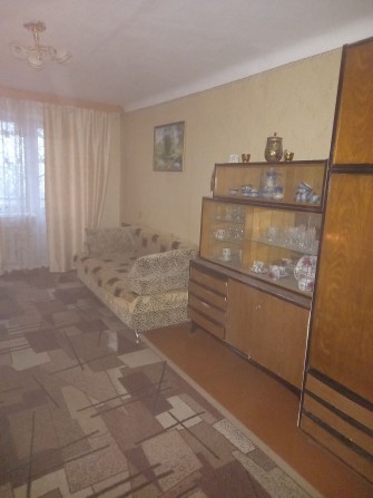 Чугуев,  квартира - фото 1