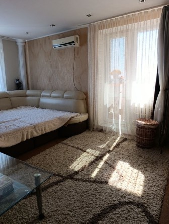 Продам 2-х кімнатну квартиру р-н Здоров'я - фото 1