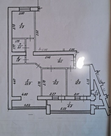 Продам квартиру в хорошому районі - фото 1