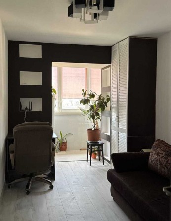 Продаж 4-кімнатної квартири, мікрорайон Озерна, вул. Панаса Мирного - фото 1