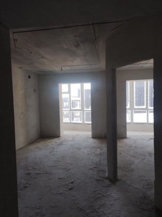 Простора 1к дві великі лоджії, здача вже скоро, діє переуступка! 42663 - фото 1