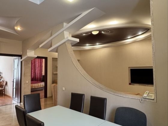 Продаю 3 ккв в Чугуеве ( Автатор ) 2этаж Чугуев