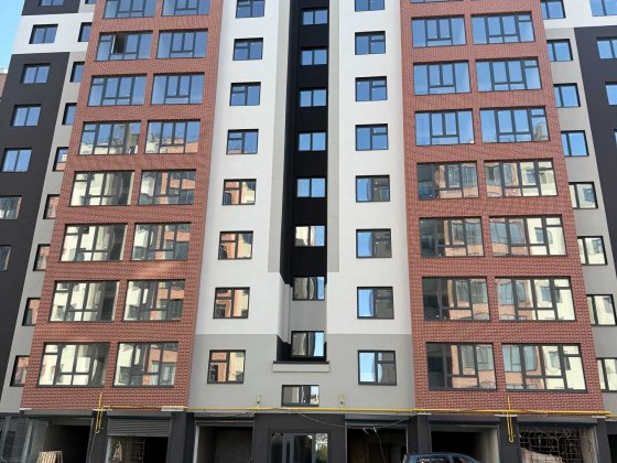 Продаж 2 к квартири ЖК Авіла Сіті Озерна переуступка Хмельницький