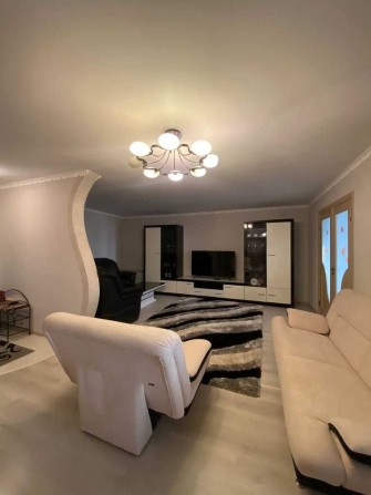 3-кімнатна квартира з хорошим ремонтом - фото 1