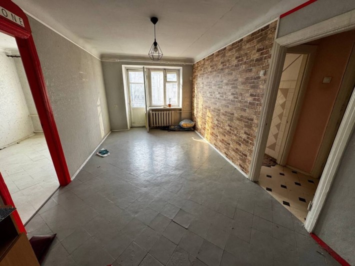 ТОРГ 2к хрущовка в самому Центрі! Мінімальне оформлення! 43086 - фото 1