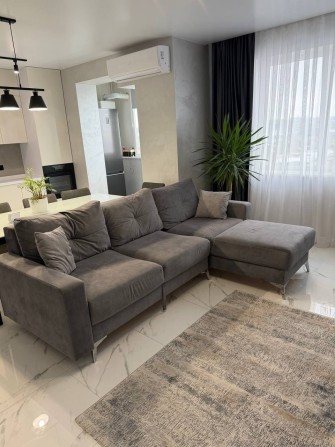 Продаж 2к+кухня студія - фото 1