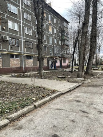 Продам 3-х кімнатну квартиру - фото 1