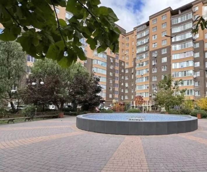 Продаю простору 2-кімнатну квартиру в ЖК «Набережний квартал» - фото 1