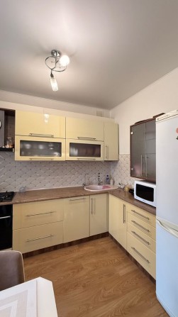 Продаж просторої, красивої квартири в центрі міста - фото 1