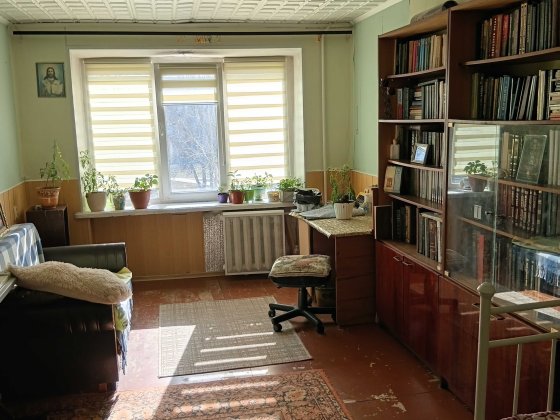 Продам 4 кімнатну квартиру Ладижин