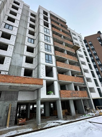 Продаж 2кімнатної квартири на Виставці - фото 1