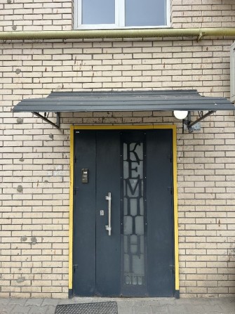 Продаж квартири з індивідуальним плануванням. - фото 1