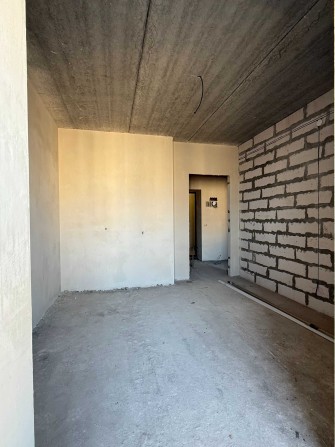 1к на Озерній ЗДАНИЙ будинок - фото 1