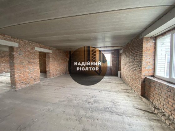 Продаж 4-кімн. пентхаусу у Хмельницькому Хмельницький