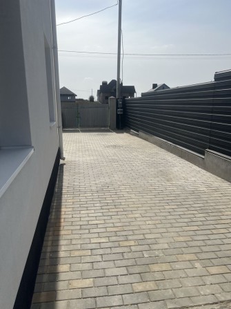 Продам 2 кімнатну квартиру - фото 1