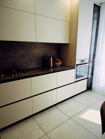 Продаж 2х кімнатної квартири з ремонтом - фото 1