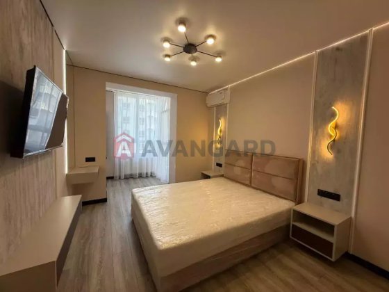 Продаж 3х кімн, ЖК Дніпровська Брама 2, площа 69. поверх 8/10 Слобожанське