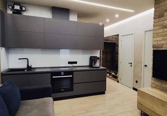 Отличная компактная  3-ая  квартира - фото 1