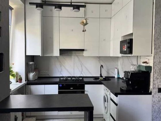 продам светлую 2к квартиру Днепр Слобожанське