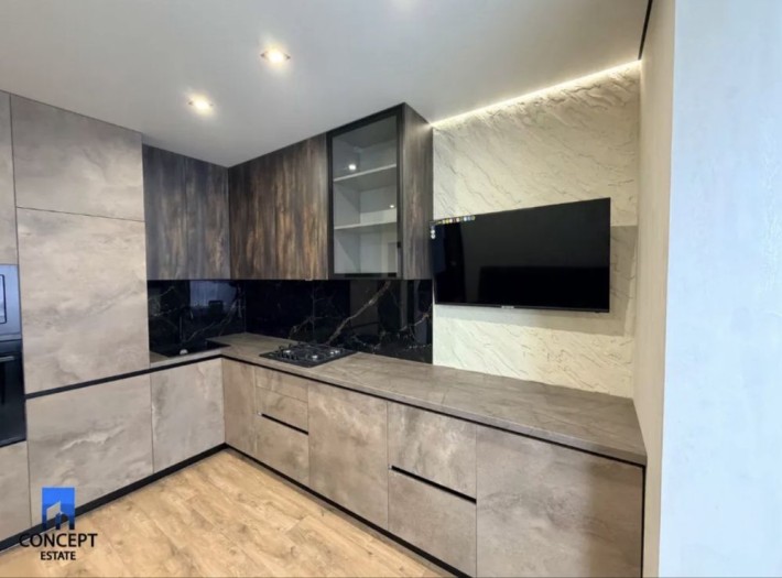 Реальная! Безнал. Продам 2к квартиру ЖК Днепровская Брама 2 - фото 1