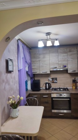 Продам 2-кімнатну квартиру - фото 1